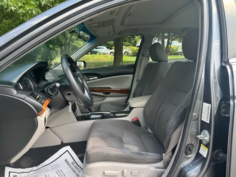 Used 2011 Honda Accord EX image 15