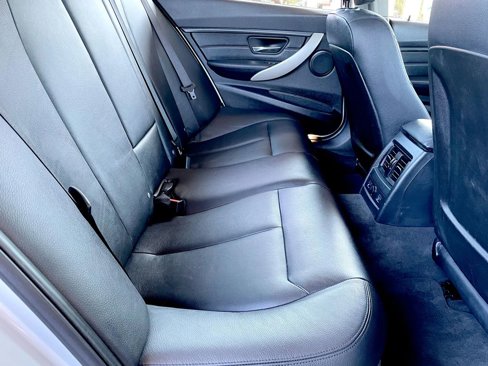 Used 2014 BMW 320i xDrive Sedan image 11