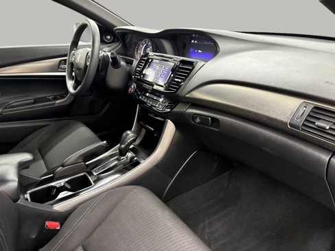 Used 2017 Honda Accord EX image 22