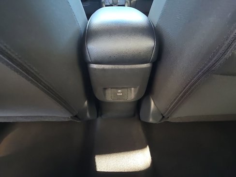 Used 2024 Nissan Versa SV image 21