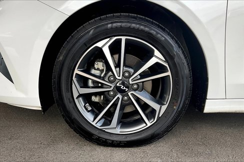 Used 2023 Kia Forte LXS image 22