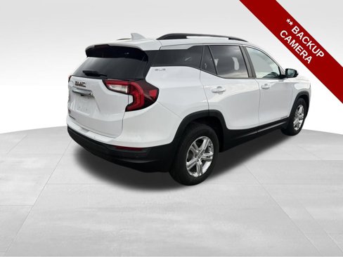 Used 2022 GMC Terrain SLE w/ Driver Convenience Package image 7