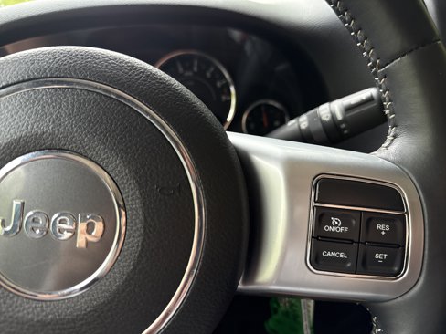 Used 2015 Jeep Wrangler Unlimited Sport image 30