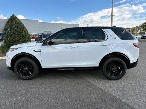 New 2025 Land Rover Discovery Sport Dynamic SE image 2