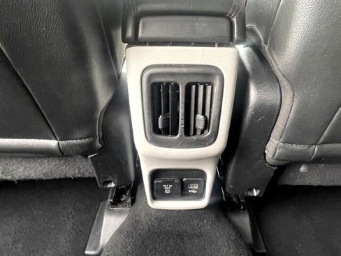 Used 2018 Jeep Compass Limited w/ Navigation Group image 23