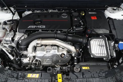 Certified 2025 Mercedes-Benz GLB 35 AMG 4MATIC image 33