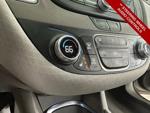 Used 2022 Chevrolet Malibu LT image 14