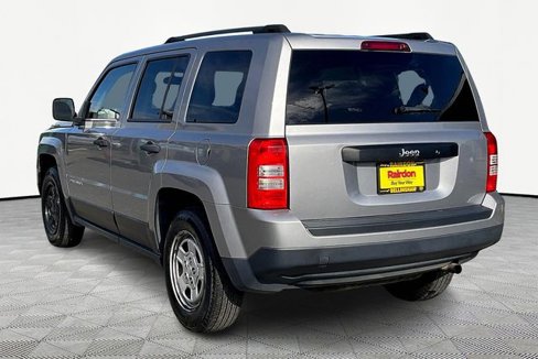 Used 2015 Jeep Patriot Sport image 10