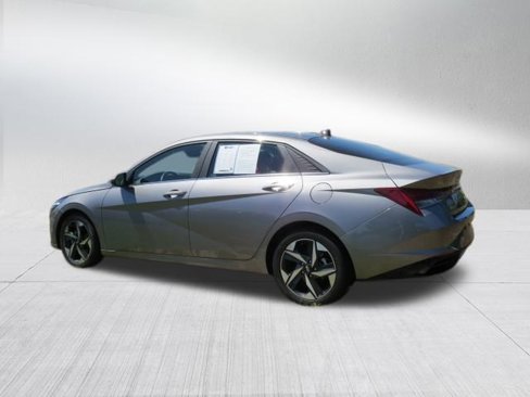 Certified 2023 Hyundai Elantra Limited image 6