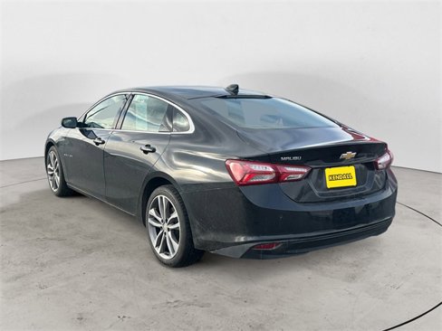 Used 2024 Chevrolet Malibu LT image 3