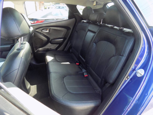 Used 2011 Hyundai Tucson Limited w/ Premium Pkg 3 image 16