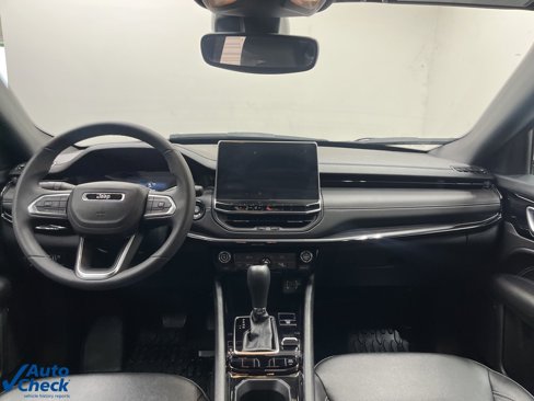 Used 2024 Jeep Compass Latitude w/ Convenience Group image 17