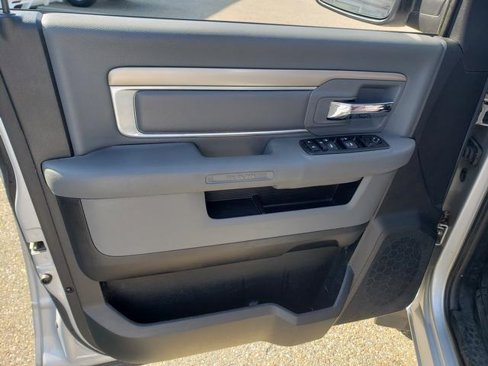 Used 2013 RAM 1500 Classic SLT image 14
