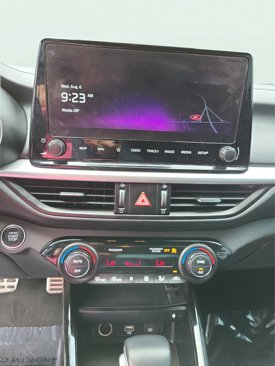 Used 2023 Kia Forte GT image 15