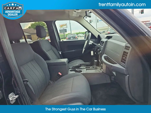 Used 2011 Jeep Liberty Sport image 35