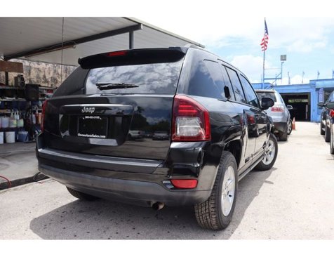 Used 2016 Jeep Compass Latitude image 7