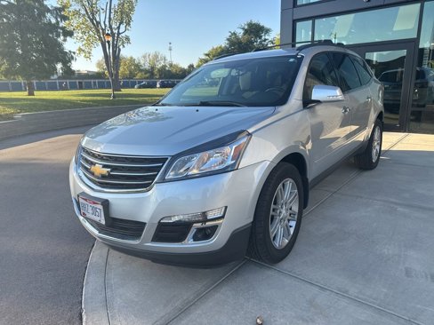 Used 2015 Chevrolet Traverse LT w/ Style and Technology Package image 1