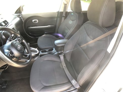 Used 2016 Kia Soul image 11