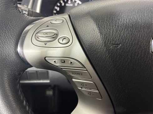 Used 2018 Nissan Murano SV image 18