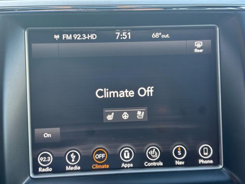 Used 2018 Jeep Grand Cherokee Overland image 23