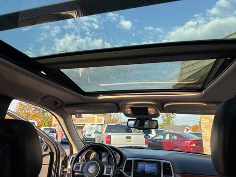 Used 2012 Jeep Grand Cherokee Limited image 28