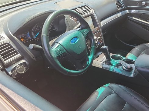 Used 2017 Ford Explorer Sport w/ Equipment Group 401A image 6