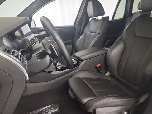 Used 2023 BMW X3 sDrive30i image 3