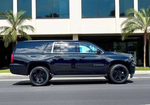 Used 2019 Chevrolet Suburban LS image 2