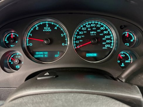 Used 2010 GMC Yukon Denali image 22
