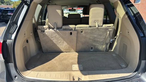 Used 2015 Nissan Pathfinder SL w/ SL Tech Package image 14