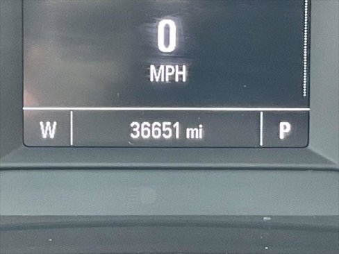 Used 2021 Chevrolet TrailBlazer LS image 23