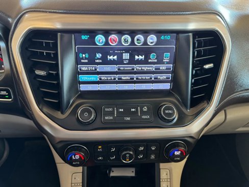 Used 2017 GMC Acadia Denali w/ Technology Package image 15