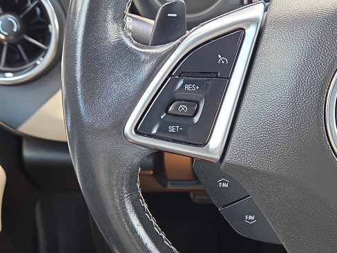 Used 2020 Chevrolet Camaro LT image 21