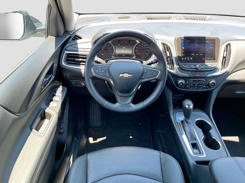 Used 2021 Chevrolet Equinox Premier image 17