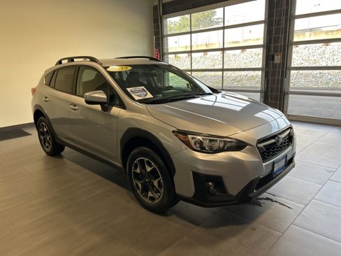 Used 2019 Subaru Crosstrek 2.0i Premium w/ Eyesight System image 3