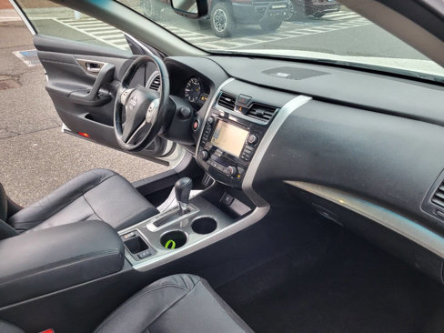 Used 2015 Nissan Altima 2.5 SL w/ Technology Package image 14