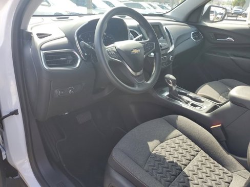 Used 2022 Chevrolet Equinox LT w/ LPO, Cargo Package image 18