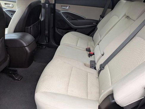 Used 2018 Hyundai Santa Fe Sport image 18