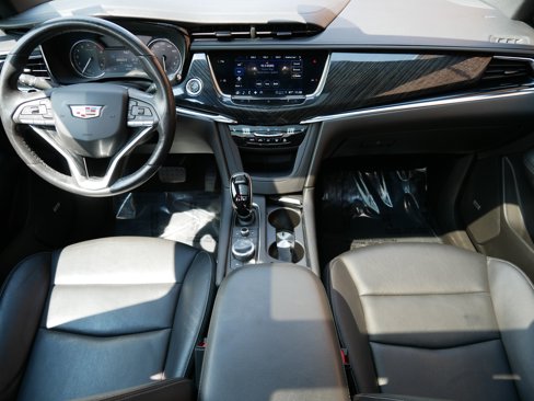 Used 2021 Cadillac XT6 Premium Luxury w/ LPO, Floor Liner Package image 14