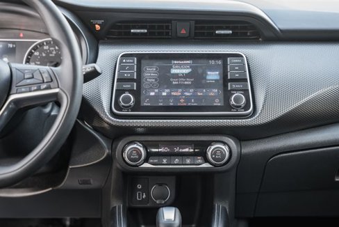 Used 2019 Nissan Kicks SV image 20