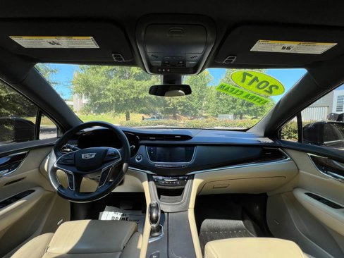 Used 2017 Cadillac XT5 Premium Luxury w/ Driver Assist Package image 11