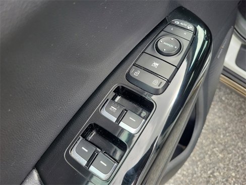 Used 2020 Kia Sportage SX image 19