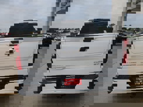 Used 2021 Chevrolet Silverado 1500 Custom image 7