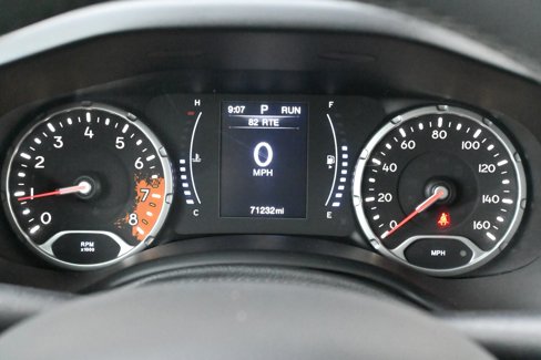 Used 2018 Jeep Renegade Latitude image 21