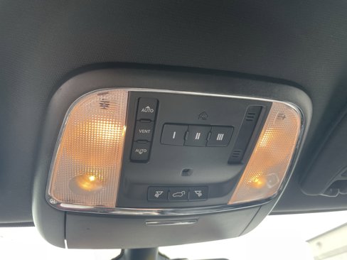 Used 2014 Jeep Grand Cherokee Limited w/ Trailer Tow Group IV image 26