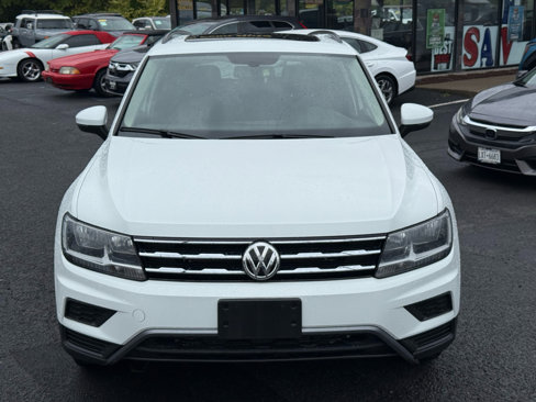 Used 2019 Volkswagen Tiguan SE w/ Panoramic Sunroof Package image 4