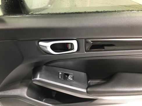 Used 2022 Honda Civic Touring image 15