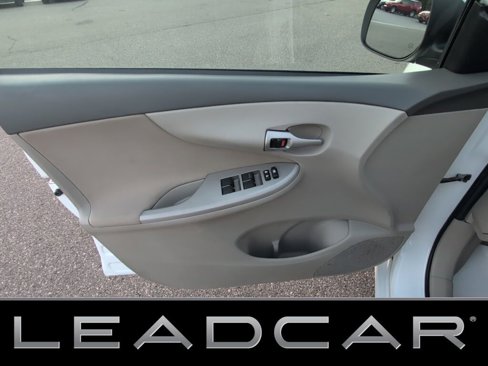 Used 2010 Toyota Corolla LE image 16