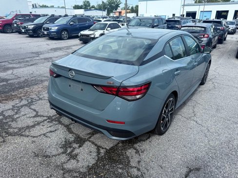 Used 2024 Nissan Sentra SR w/ SR Premium Package image 7