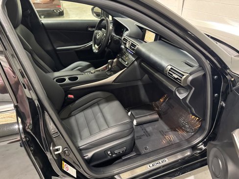 Used 2016 Lexus IS 200t image 52